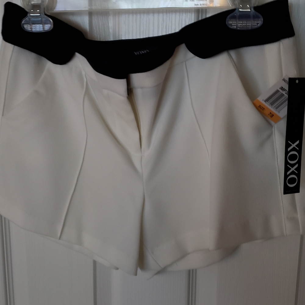 🛍XoXo  Shorts - Picture 6 of 6